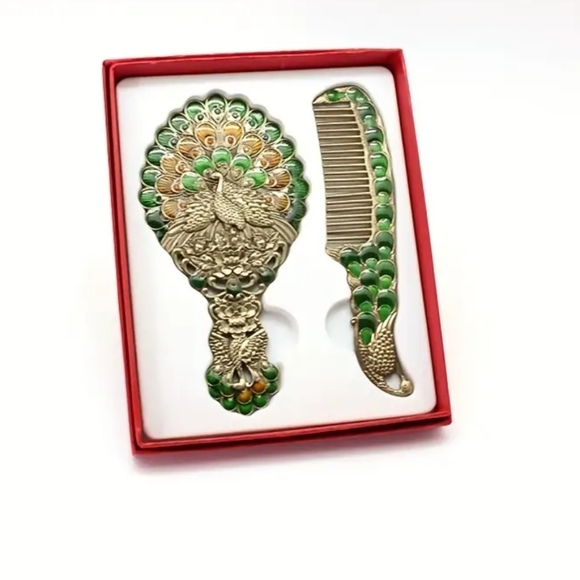 NWT Peacock Mirror & Comb Set - Picture 3 of 4